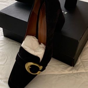Brand new, Coach heels!! Suede, Black!